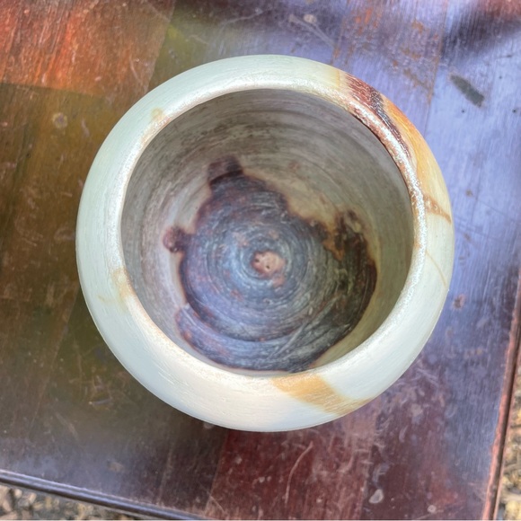 Artisan Pottery Round Squat Vase - Picture 4 of 10